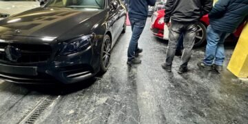 Неутрализираха престъпна група за данъчни престъпления и изпиране на пари чрез продажба на луксозни автомобили (ВИДЕО/СНИМКИ)