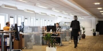 Фонд „Условия на труд“ съфинансира с до 100 000 лв. проекти на предприятия за по-добра работна среда