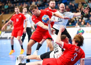 Хандбалният национал Димитър Пламенов: Безценно е, когато децата ти казват, че си техен идол!