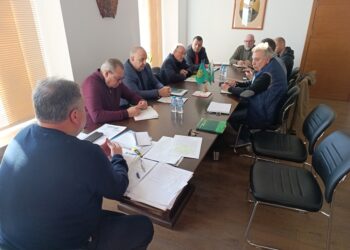 Екипите на община Шумен започват миенето на улиците по график от понеделник