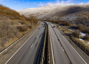 До 70 км/ч се ограничава скоростта на движението в 400 м участък на АМ „Хемус“ в района на Игнатиево, област Варна