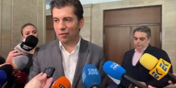 Кирил Петков: Използват „Величие“, за да вкарат Пеевски официално във властта (ВИДЕО)