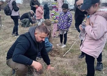ДГС- Провадия стартира събитията по случай 100 години „Седмицата на гората“ със залесяване на фиданки