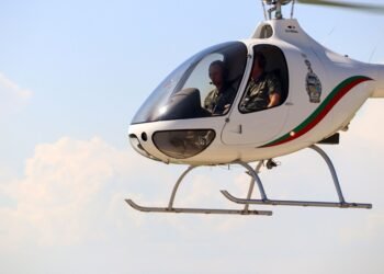 Във ВВВУ започна летателен стаж на курсанти с нови хеликоптери и самолети