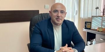 Николай Костадинов: Застрояването във “Владиславово” е мащабно, недостигът на места в ясли и детски градини ще ескалира! Язвата за района остава бул. “Цар Освободител”! (ВИДЕО/СНИМКИ)