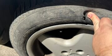 Съдът реши: Шумен плаща за повреден автомобил заради дупка на улицата