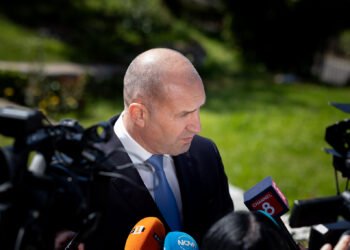 Румен Радев: Прехвърлянето на собствените грехове върху другите е запазена марка на Бойко  Борисов (ВИДЕО)