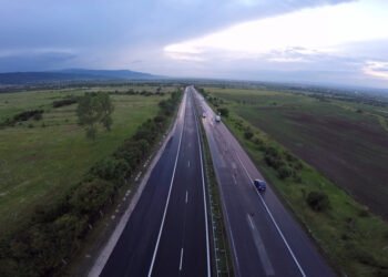  Днес за ремонт на настилката се ограничава движението в посока Бургас в участък на АМ „Тракия“, в района на село Опълченец