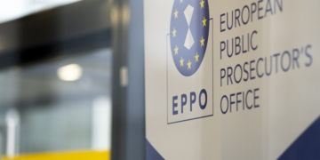 Европрокуратурата арестува трима заподозрени за измама с ДДС за 50 милиона евро в България, Германия и Полша