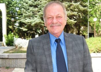 Световноизвестният учен проф. д.х.н. Христомир Христов за СайтЪТ: Финните прахови частици, пълни със сажди, ни разболяват!