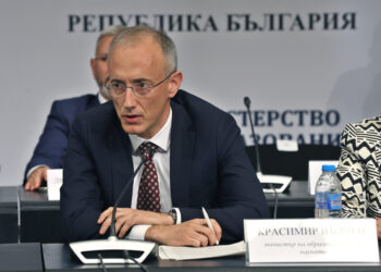 Министър Вълчев: Най-важната ни мисия е децата да бъдат знаещи, можещи и добри хора! (ВИДЕО)