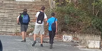 Родители с апел: Полицията да ограничи достъпа на деца до опасния терен на поделението зад Алати преди да е станал фатален инцидент! (ВИДЕО)