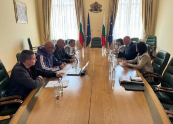 Правителството осигурява 15 милиона лева, за да бъде възстановен градският транспорт в София