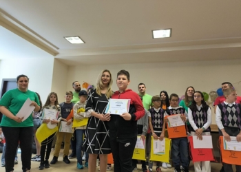 Варненски ученици с призови места от националното състезание „IT Знайко“ (СНИМКИ)