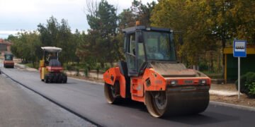 От днес за ремонт се ограничава движението участък от път I-2 между Ветрино и Неофит Рилски