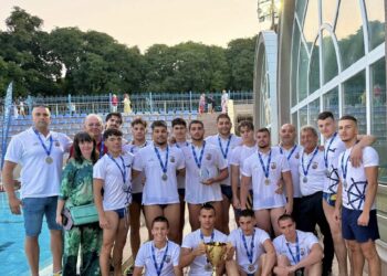 Ватерполният „Комодор” спечели вицешампионски трофей при мъжете