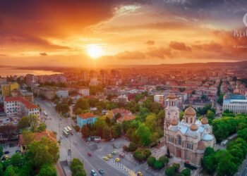 Култура и туризъм на една сцена: Национална конференция във Варна обсъжда бъдещето на фестивалите