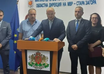 “Домове на ужасите”: Десетки възрастни са държани при нечовешки условия в незаконни старчески домове (СНИМКИ)