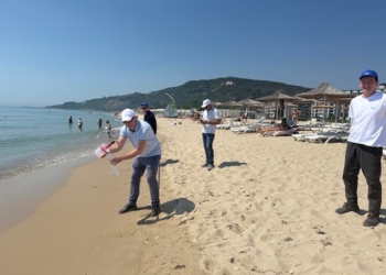 Проверяват морските води край Кранево след авария на пречиствателната станция „Албена“