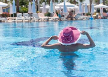 Опасно горещо днес: Как да се пазим в жегите?