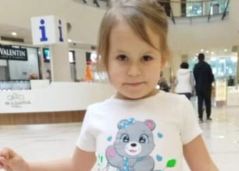 Баща издирва отчаяно 4-годишното си момиченце, някой виждал ли е Ева?