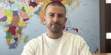 Диян Димов, ВУМ – Варна: Финансовата грамотност е ключът към успеха – от семейството до бизнеса! (ВИДЕО)