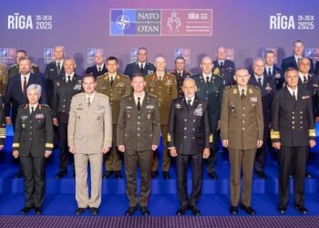 Адмирал Ефтимов: НАТО трябва да балансира иновации и съвместимост срещу заплахите от Русия