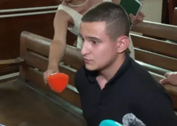 Един от биячите на полицейския шеф в Русе: Единият човек тръгва да ме удря през прозореца на колата и оттам вече стана боят