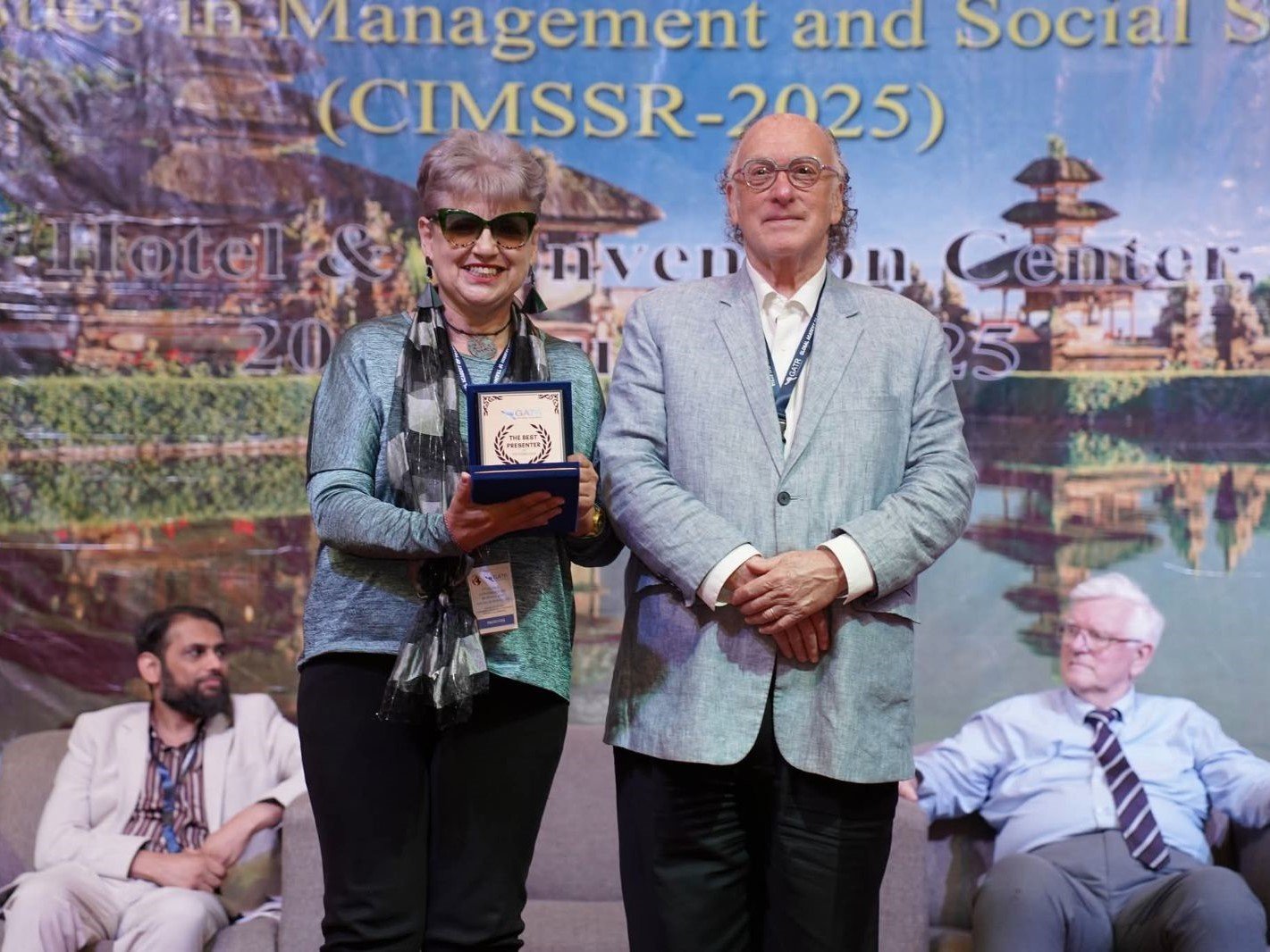 Проф. д-р Добринка Чанкова е утвърден преподавател и водещ изследовател в областта на наказателното и възстановителното правосъдие, както и медиацията.