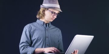 Днес е Международният ден на програмистите