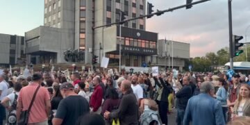 „Свобода за Варна“: Варненци на протест срещу ареста на кмета Благомир Коцев