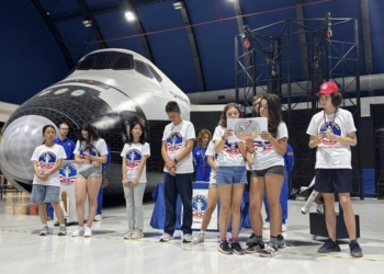 България с трима медалисти от Space Camp – лагерът по модел на НАСА