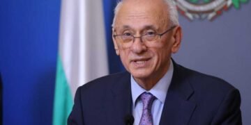 Министър Кирилов: Приетата Национална стратегия ще гарантира равен достъп до здравни услуги за всички