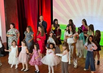 Вълшебството на детската музика на „Златни искри“ , Варна 2025