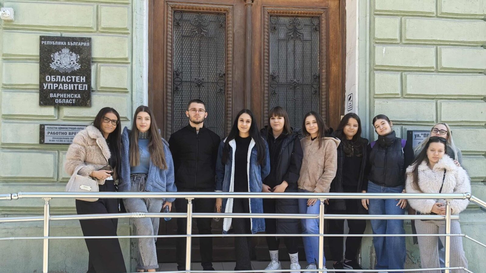 Старт на учебната година по проекта „Открито за държавната администрация“ във Варна с участие на студенти от Икономически университет