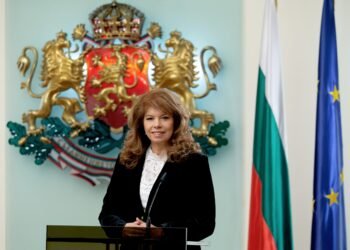 Вицепрезидентът: Проектът за бюджет показва, че президентът Радев беше прав да поиска референдум за готовността на България да приеме еврото