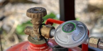 Жена пострада при взрив на газова бутилка в Шумен