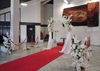 Любов под открито небе: Все повече двойки се женят на Паметника в Шумен