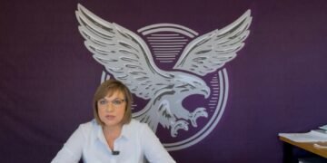 Корнелия Нинова с остра позиция: Оставка на продажните некадърници