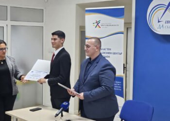 Шуменски ученици блеснаха с първа награда в национален конкурс на НСОРБ