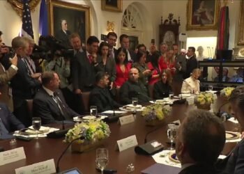 Тръмп пред Зеленски в Белия дом: Ние имаме нужда от ракетите “Томахоук” и от много други оръжия, които изпращаме за Украйна (ВИДЕО)