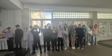 Ученици от СУ „Гео Милев“ във Варна отбелязаха Световния ден на думата „Здравей“ и Денят на християнското семейство