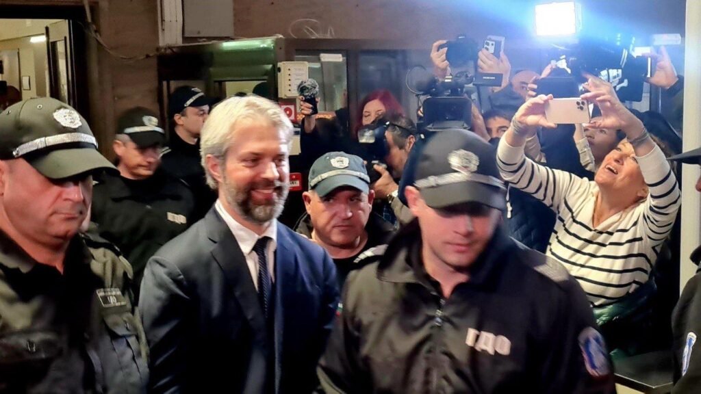 Благо Коцев, Благомир Коцев, кампания Свобода за Благо, събрани средства, гаранция, Варна, Манол Пейков, Филип Буков