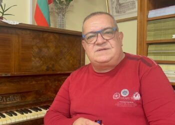 Маестро Иван Кръстев: Рождественският фестивал е едно от най-значимите събития за Варна преди Коледа (ВИДЕО)