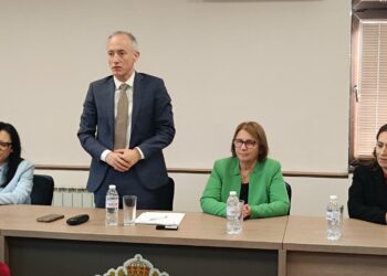 Министър Вълчев: Образователните медиатори са ключови за приобщаването и успеха на децата