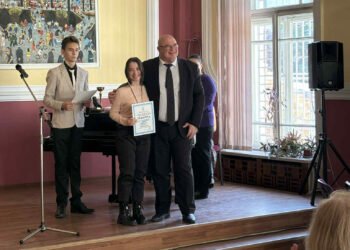 Варненски ученици със седем награди от национален конкурс за литературно творчество