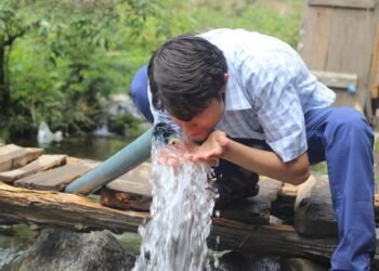 Сдружение „За достъпна и качествена храна“: Химическата индустрия системно омаловажава токсичността на TFA, докато „вечните химикали“ замърсяват питейната вода