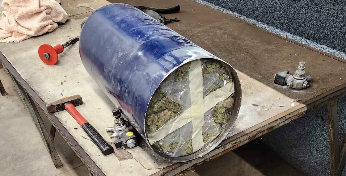 Над 70 кг марихуана в газови бутилки на два автомобила откриха митническите служители на МП Малко Търново