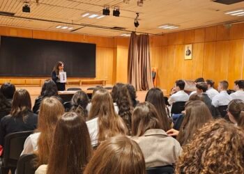 Прокурори разкриха пред ученици от Варна рисковете и последствията от всеки грешен избор в живота