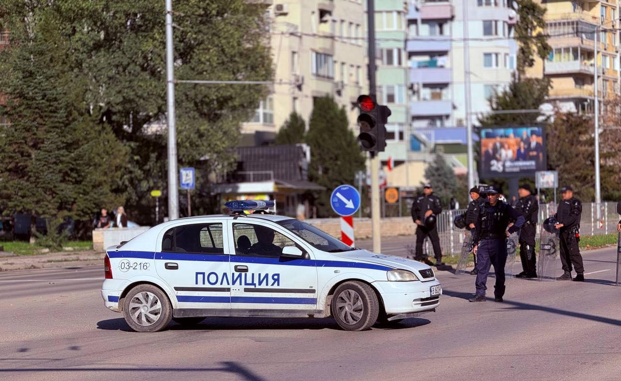 „Временни ограничения на движението във Варна на 6 и 7 декември заради футболни срещи на стадионите „Тича“ и „Спартак““